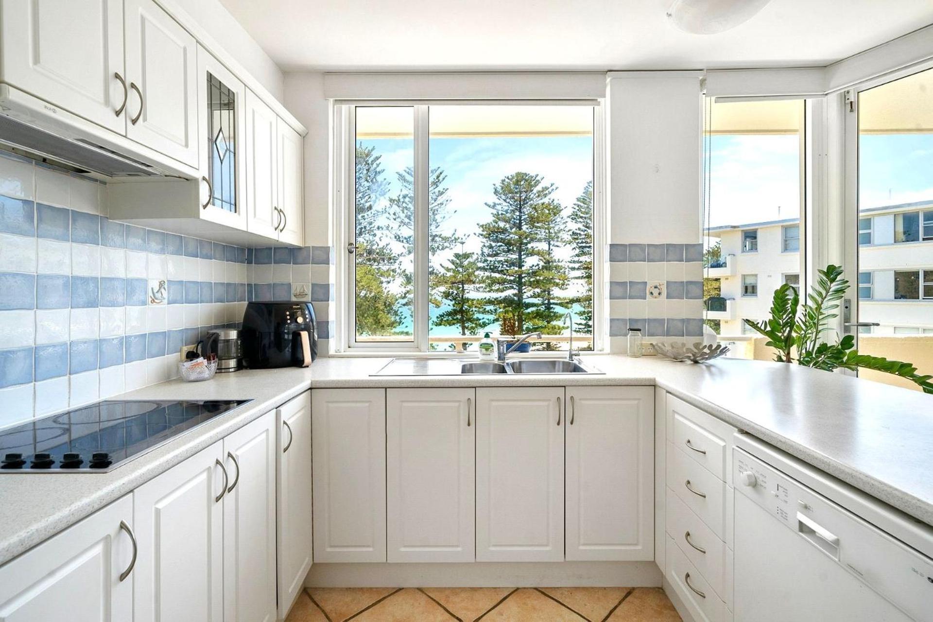 Oceanfront Serenity Amazing Views To Manly